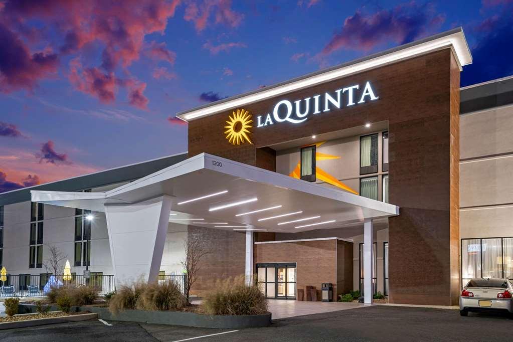 Hotel La Quinta By Wyndham Columbus Ms Extérieur photo
