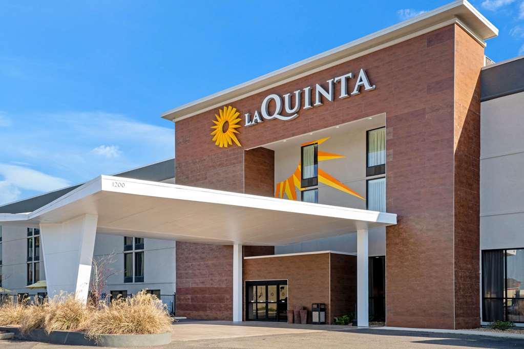 Hotel La Quinta By Wyndham Columbus Ms Extérieur photo