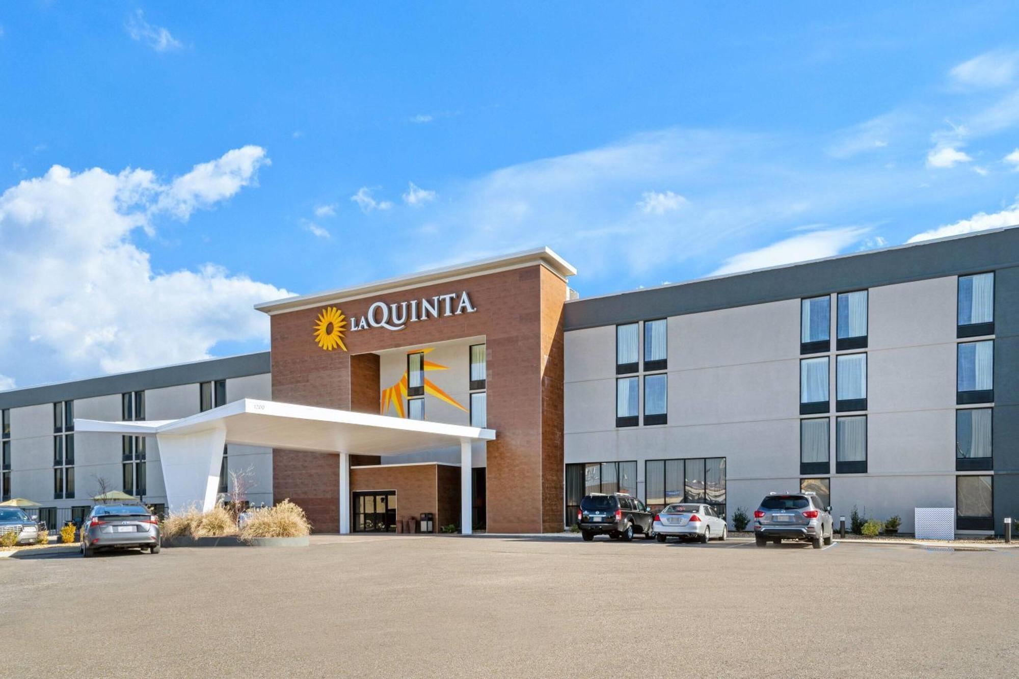 Hotel La Quinta By Wyndham Columbus Ms Extérieur photo
