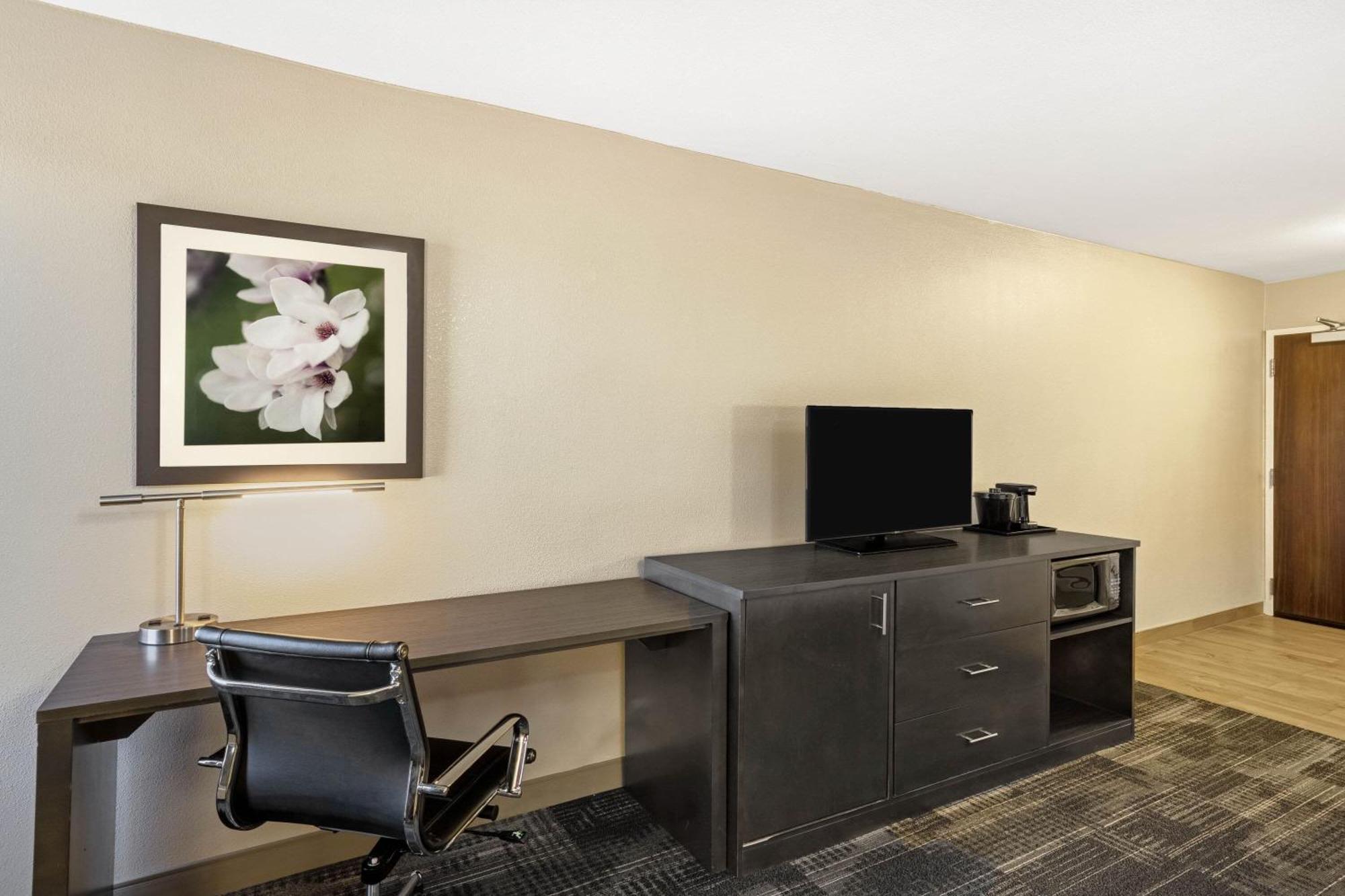 Hotel La Quinta By Wyndham Columbus Ms Extérieur photo