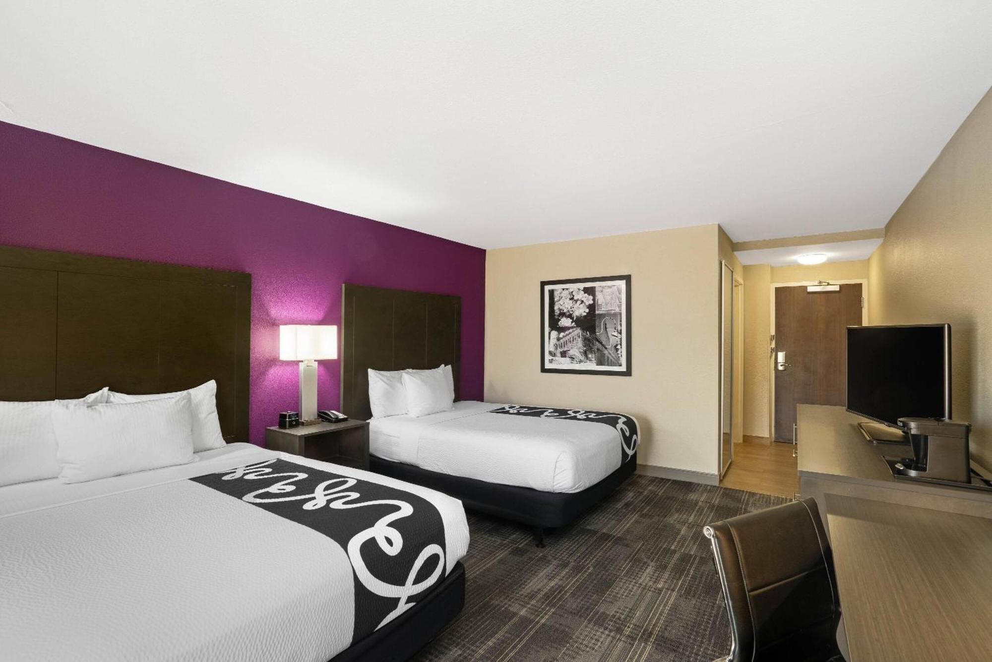 Hotel La Quinta By Wyndham Columbus Ms Extérieur photo